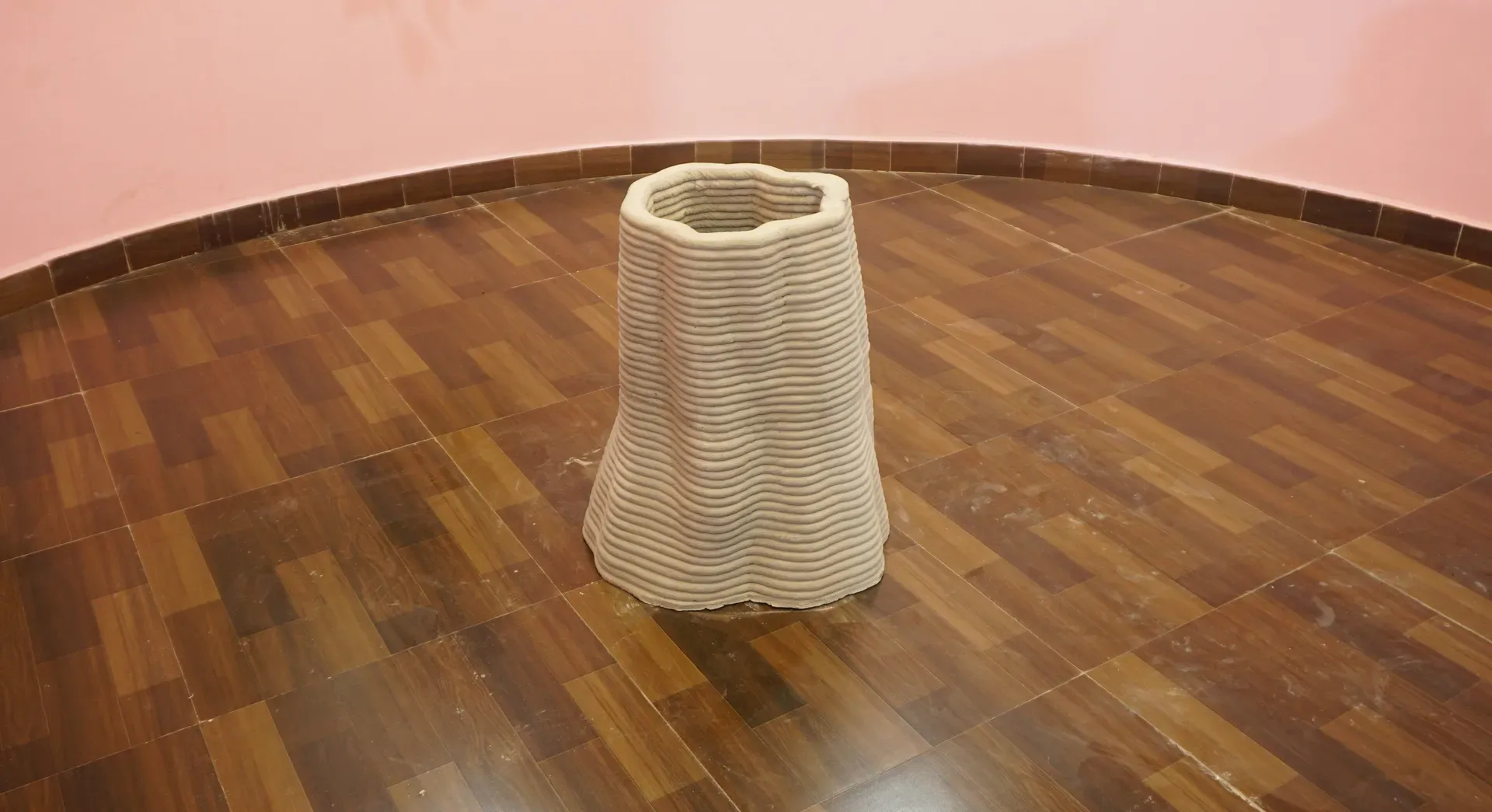 Irregular Ribbed Planter